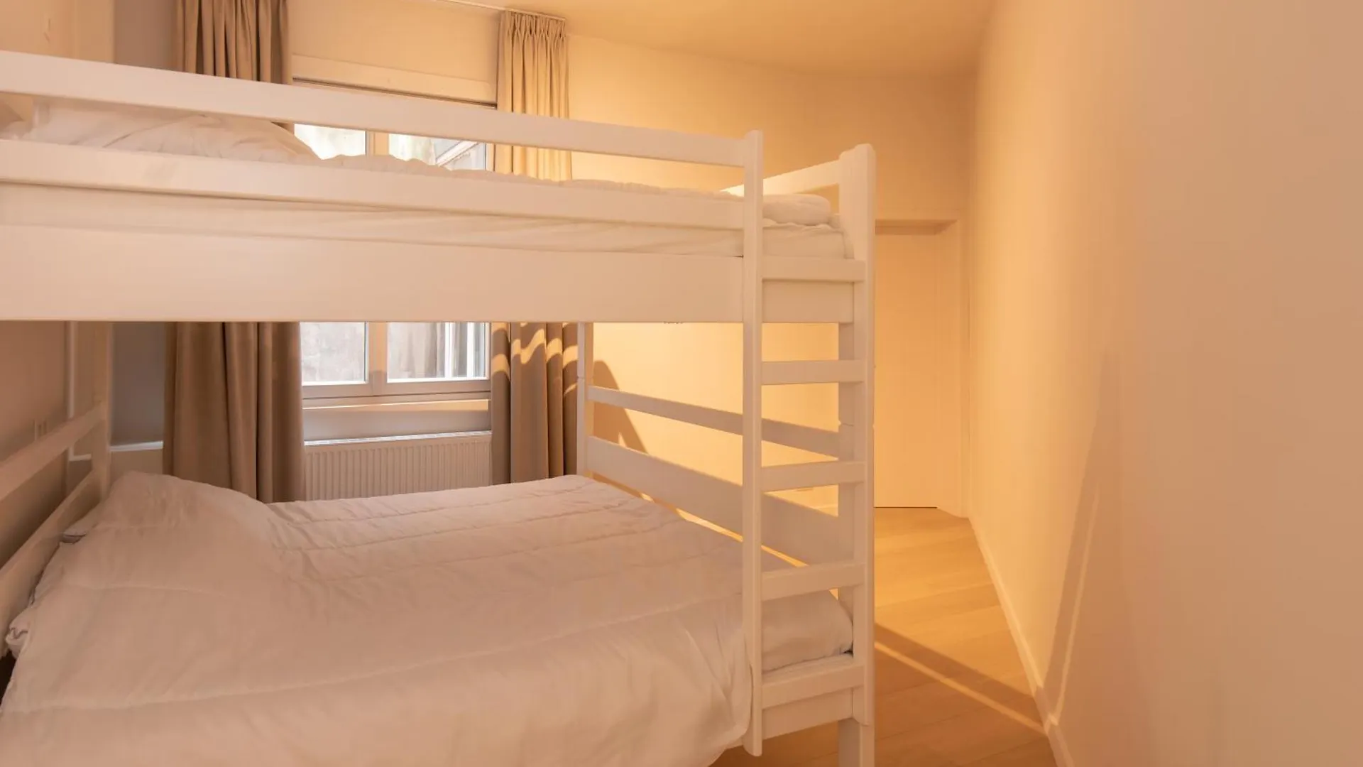 Deluxe 4 Rooms Apartment With Casino View At The Beach And Free Parking Oostende Belgien
